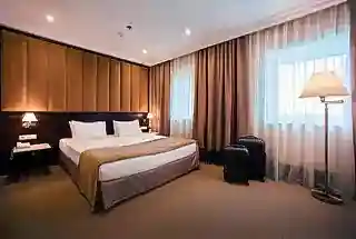 Guest Room at Dosti West County